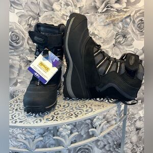 Ranger Kids Snow Boots Size 3 – Insulated -50°F – Winter Boots – Black/Gray